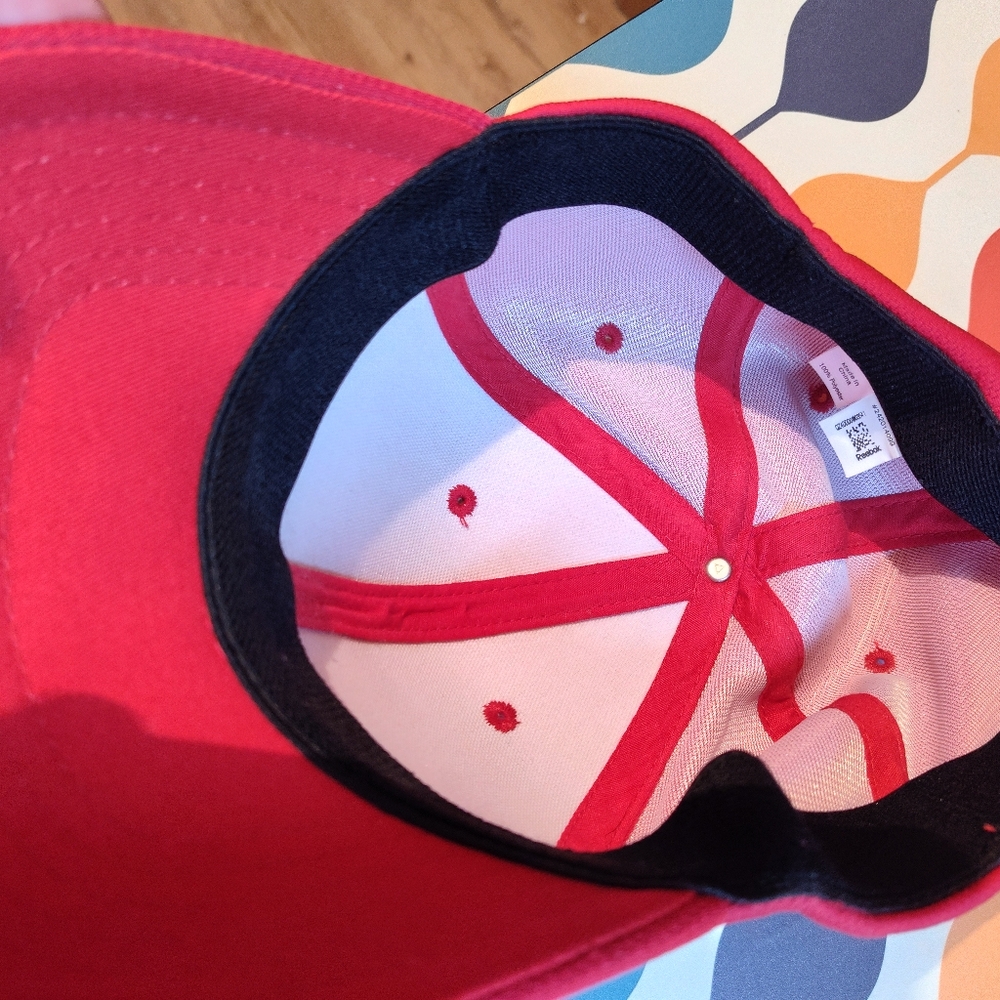 Red Reebok Baseball Cap Hat - Picture 2 of 2